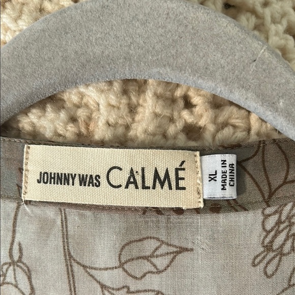Johnny Was Calme Olive Green Floral Top (XL) - Picture 6 of 10